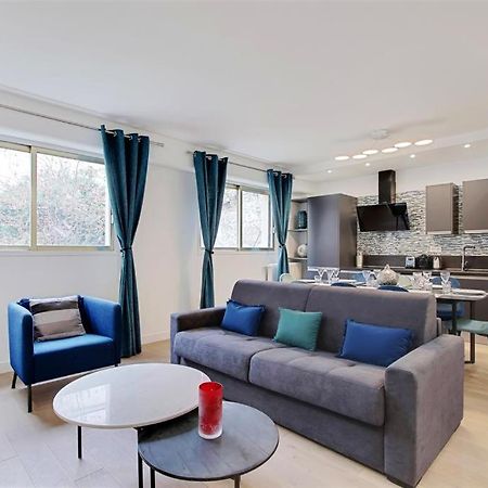 Trocadero/ Eiffel Tower - 3 Bedrooms- All New! باريس المظهر الخارجي الصورة