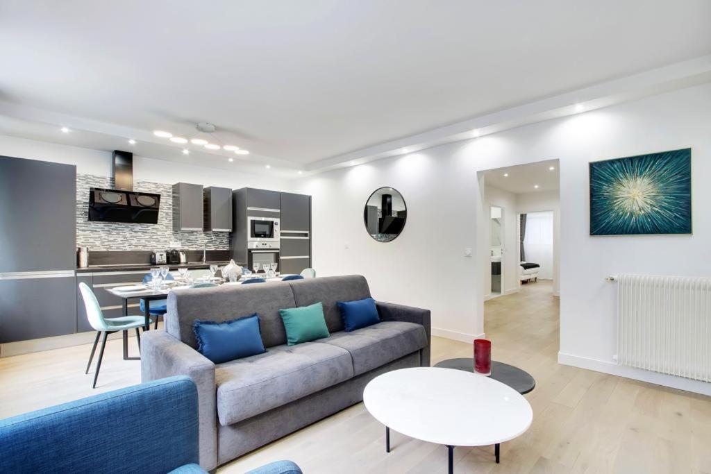 Trocadero/ Eiffel Tower - 3 Bedrooms- All New! باريس المظهر الخارجي الصورة