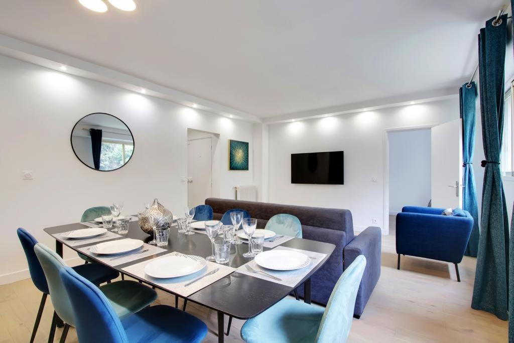 Trocadero/ Eiffel Tower - 3 Bedrooms- All New! باريس المظهر الخارجي الصورة