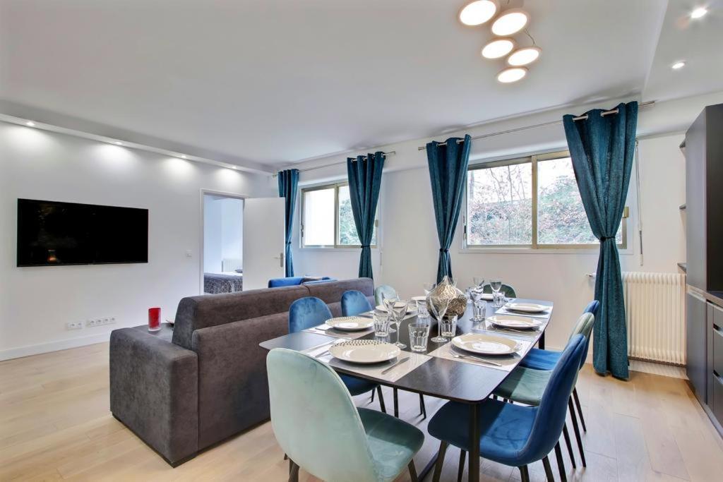Trocadero/ Eiffel Tower - 3 Bedrooms- All New! باريس المظهر الخارجي الصورة