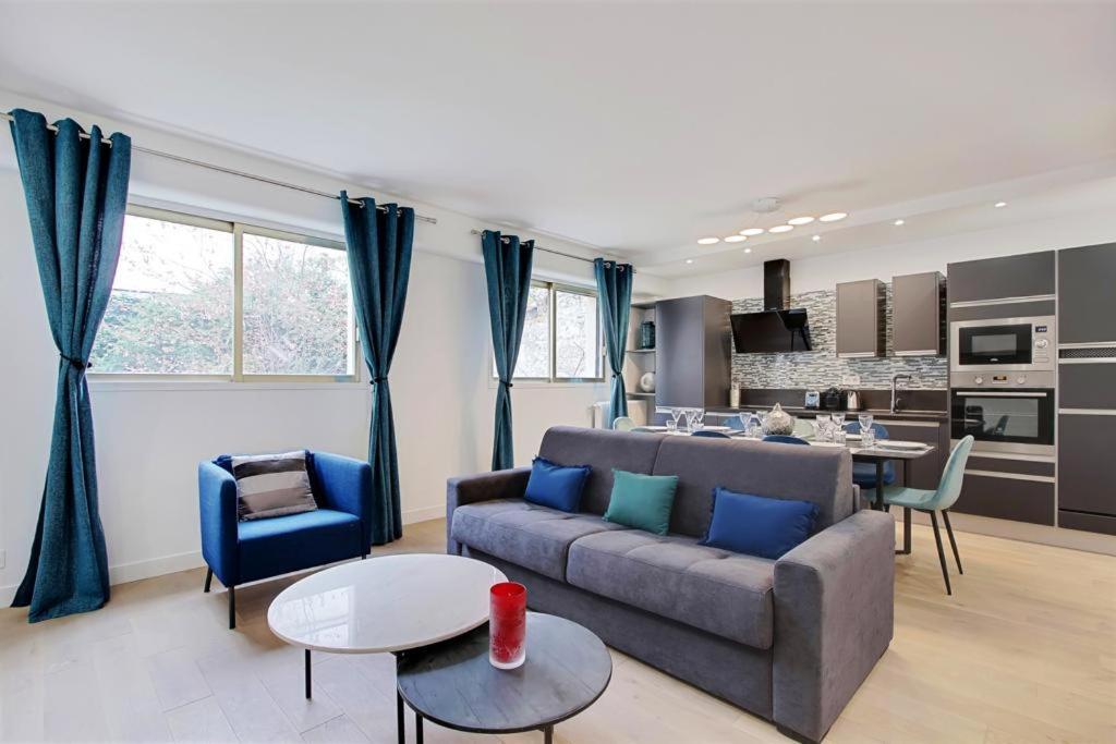 Trocadero/ Eiffel Tower - 3 Bedrooms- All New! باريس المظهر الخارجي الصورة